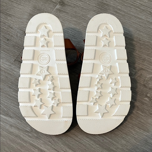 Wonder Nation Brown Kids Sandals - Picture 3 of 3